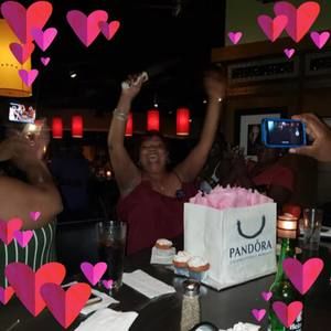 Meet your Posher, Melody